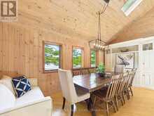 51 TAYLOR ISLAND | Gravenhurst Ontario | Slide Image Nine