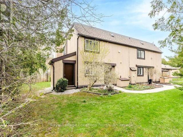 112 ESCARPMENT CRESCENT Collingwood Ontario, L9Y 5B4 - 4 Bedrooms Condo For Sale