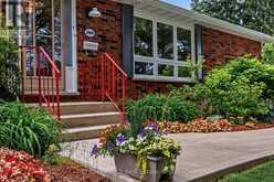 280 8TH AVENUE E | Owen Sound Ontario | Slide Image Eight