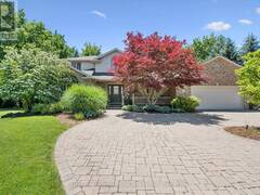 12 OCHS DRIVE Puslinch Ontario, N0B 2C0