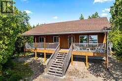 11 EAGLE ROAD | Tobermory Ontario | Slide Image One