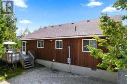 11 EAGLE ROAD | Tobermory Ontario | Slide Image Thirty-two