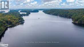 11 - 1 CRANE WALKER ROAD | The Archipelago Ontario | Slide Image Twenty-one