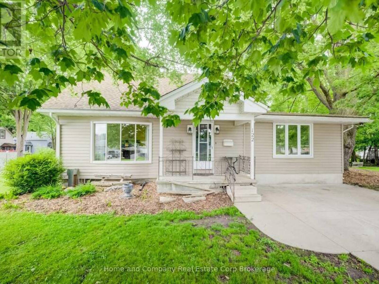 122 BRYDGES STREET, Stratford, Ontario N5A 1R9