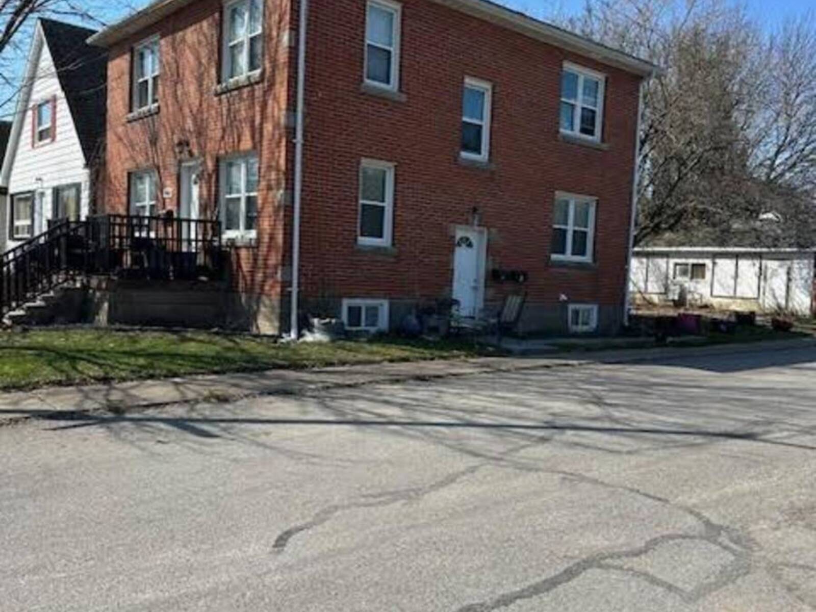 4077 HICKSON AVENUE, Niagara Falls, Ontario L2E 3K1