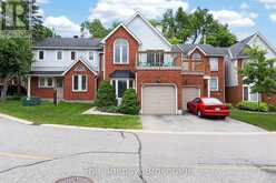 97 SHORELINE DRIVE | Bracebridge Ontario | Slide Image Two