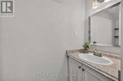 97 SHORELINE DRIVE | Bracebridge Ontario | Slide Image Eighteen