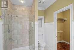 727 MADELINE HEIGHTS | Newmarket Ontario | Slide Image Thirteen