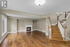727 MADELINE HEIGHTS | Newmarket Ontario | Slide Image Seventeen