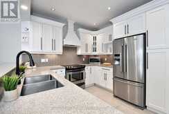 3 LOCKWOOD STREET | Cambridge Ontario | Slide Image Nine