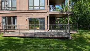 22-102 OAKRIDGE - DEERHURST RESORT DRIVE | Huntsville Ontario | Slide Image Twenty-four