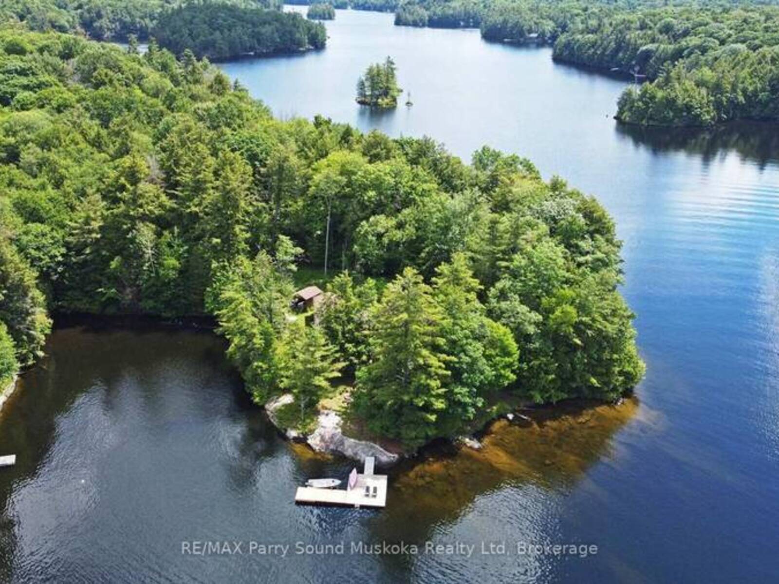 215 CRANE LAKE WATER, The Archipelago, Ontario P2A 0B7