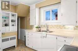 17 WAUBEEK STREET | Parry Sound Ontario | Slide Image Seventeen