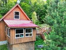 84 LAKESIDE LANE | South Algonquin Ontario | Slide Image Thirty
