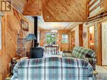 84 LAKESIDE LANE | South Algonquin Ontario | Slide Image Nine