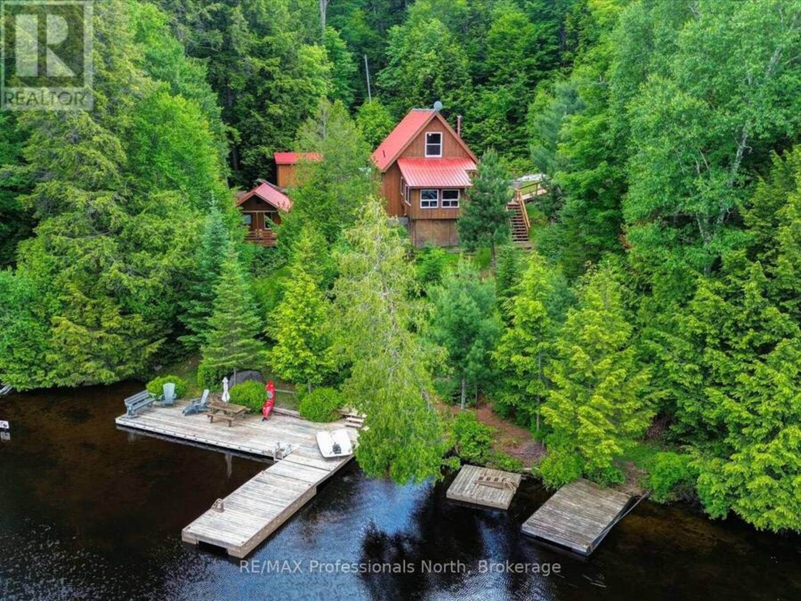 84 LAKESIDE LANE, South Algonquin, Ontario K0J 2M0