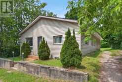 20 PARRY SOUND ROAD | Parry Sound Ontario | Slide Image Five