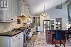 32 BRIDLEWOOD CRESCENT | Wasaga Beach Ontario | Slide Image Seventeen