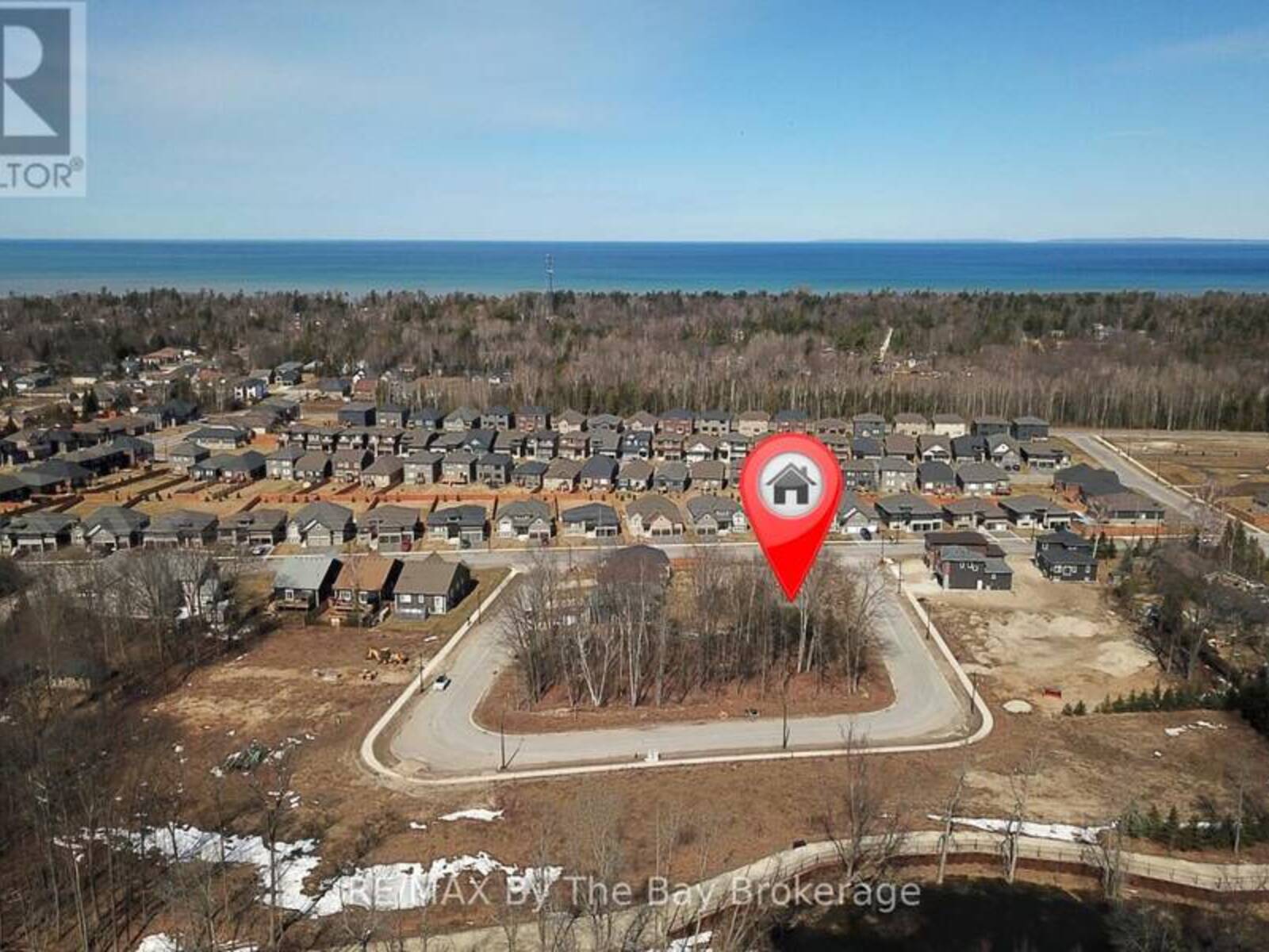 38 JOANNE CRESCENT, Wasaga Beach, Ontario L9Z 1R4