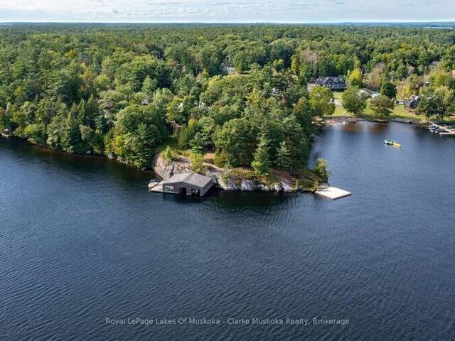 1114 ROAD 3200 Gravenhurst Ontario, P1P 1R2 - 6 Bedrooms Waterfront Home For sale
