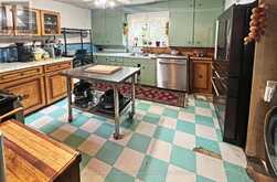 11 ADELAIDE STREET | Parry Sound Ontario | Slide Image Nine