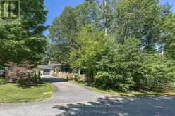 115 DOUGLAS STREET | Gravenhurst Ontario | Slide Image Five
