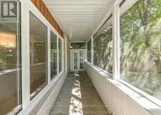 115 DOUGLAS STREET | Gravenhurst Ontario | Slide Image Six