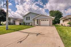 718 EDGAR STREET W | Listowel Ontario | Slide Image One