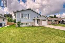 718 EDGAR STREET W | Listowel Ontario | Slide Image Three