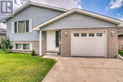 718 EDGAR STREET W | Listowel Ontario | Slide Image Five