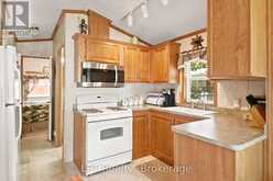 M44 - 13 SOUTHLINE AVENUE | Huron-Kinloss Ontario | Slide Image Ten