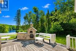 1883 FOREST LAKE DRIVE | Sundridge Ontario | Slide Image Ten
