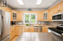 1883 FOREST LAKE DRIVE | Sundridge Ontario | Slide Image Thirty