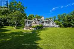1883 FOREST LAKE DRIVE | Sundridge Ontario | Slide Image Eight