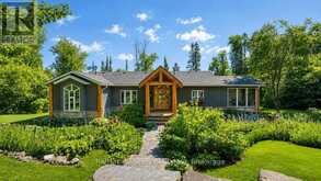 1883 FOREST LAKE DRIVE | Sundridge Ontario | Slide Image Three