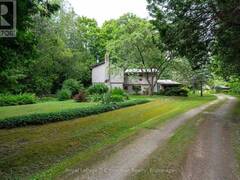 711 BRUCE RD 9 ROAD Georgian Bluffs Ontario, N0H 2T0