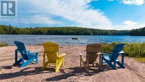 2245 AHMIC LAKE ROAD | Magnetawan Ontario | Slide Image Ten
