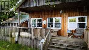 2245 AHMIC LAKE ROAD | Magnetawan Ontario | Slide Image Forty-three