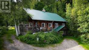 2245 AHMIC LAKE ROAD | Magnetawan Ontario | Slide Image Forty-seven
