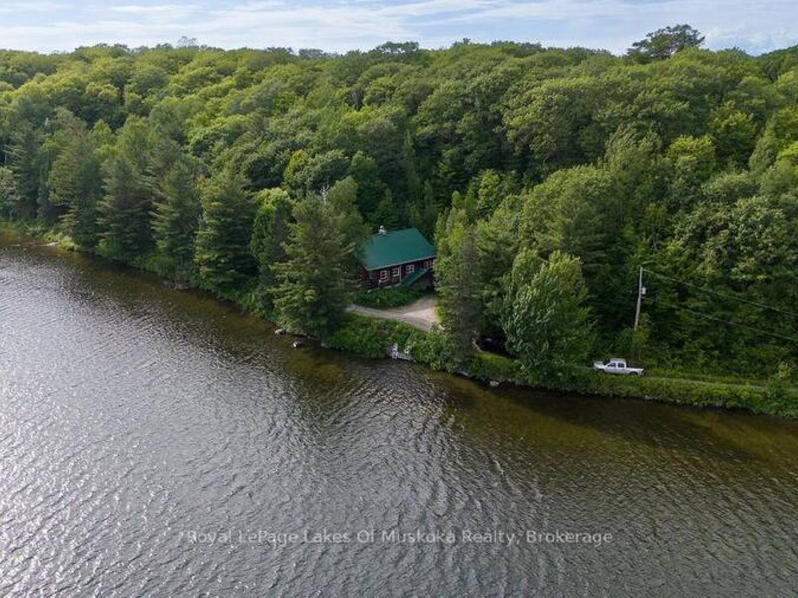 2245 AHMIC LAKE ROAD, Magnetawan, Ontario P0A 1P0