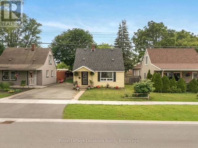 520 MAPLE STREET Collingwood Ontario, L9Y 2S5 - 3 Bedrooms Home For Sale