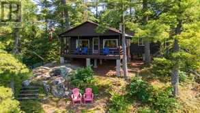 509 HORSESHOE LAKE WA (BEAR LANE) | Seguin Ontario | Slide Image Two