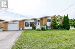 594 OAK STREET | Collingwood Ontario | Slide Image One