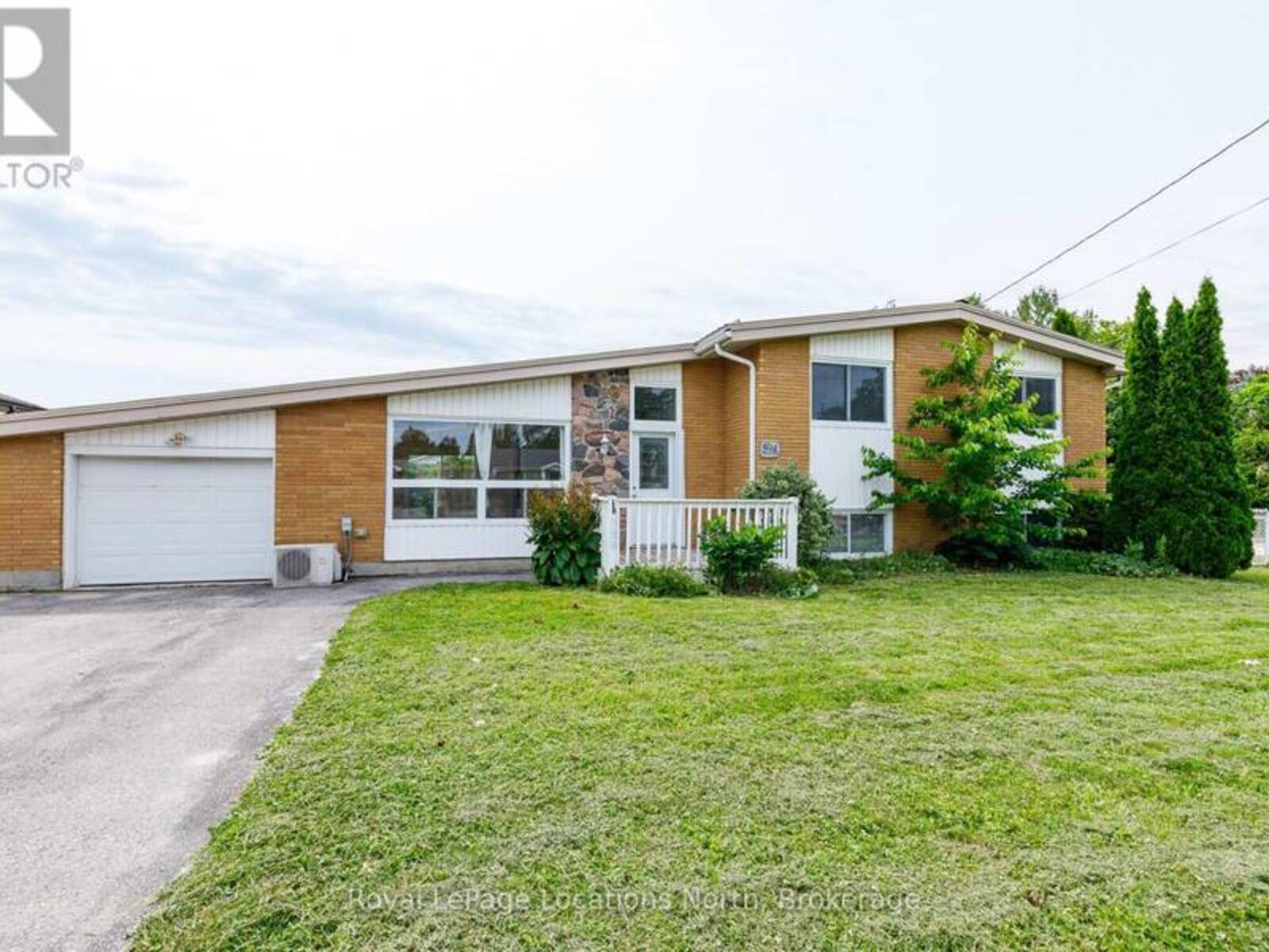 594 OAK STREET, Collingwood, Ontario L9Y 2Z1