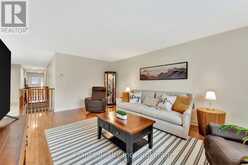 16 WINTERBERRY LANE | Guelph Ontario | Slide Image Thirteen