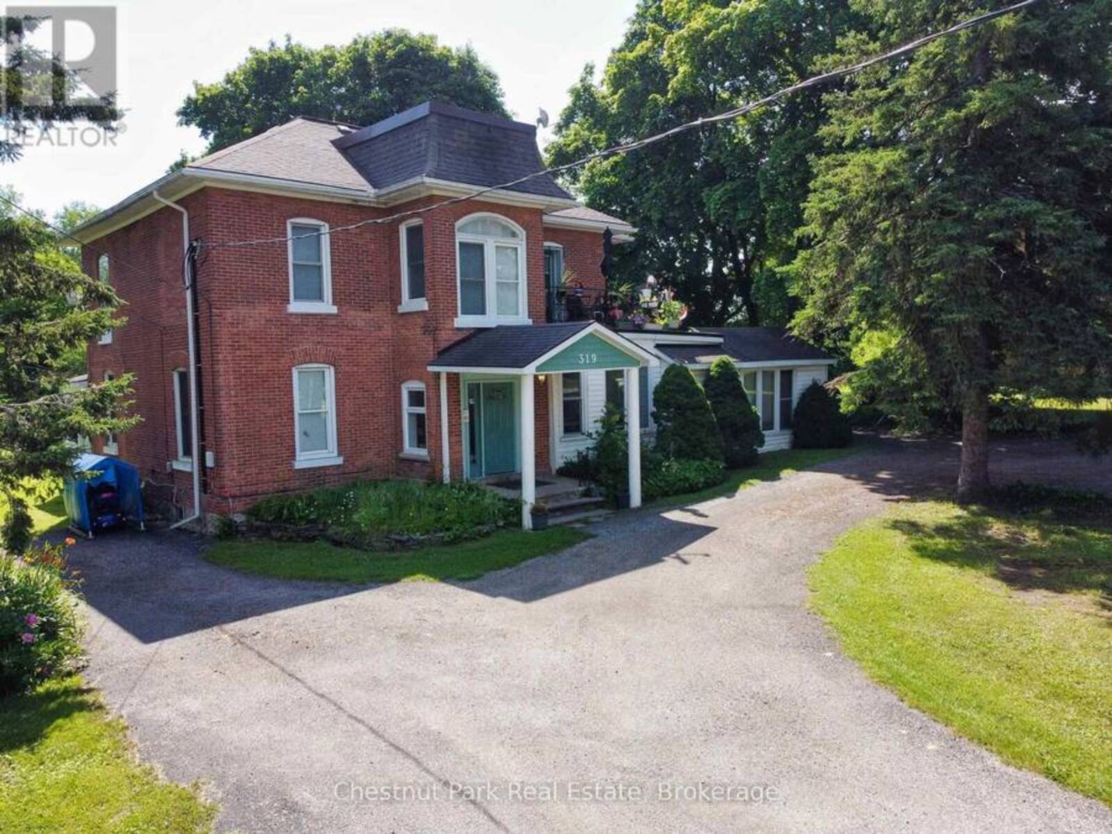 319 BERFORD STREET, Georgian Bluffs, Ontario N0H 2T0