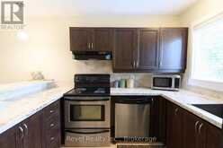 440 OXBOW CRESCENT W | Collingwood Ontario | Slide Image Eight