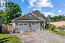 724 ELGIN STREET | Port Elgin Ontario | Slide Image Three