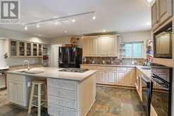 1115 PARTRIDGE LANE | Bracebridge Ontario | Slide Image Eight