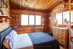 18 5KL ISLAND KAHSHE LAKE | Gravenhurst Ontario | Slide Image Seventeen
